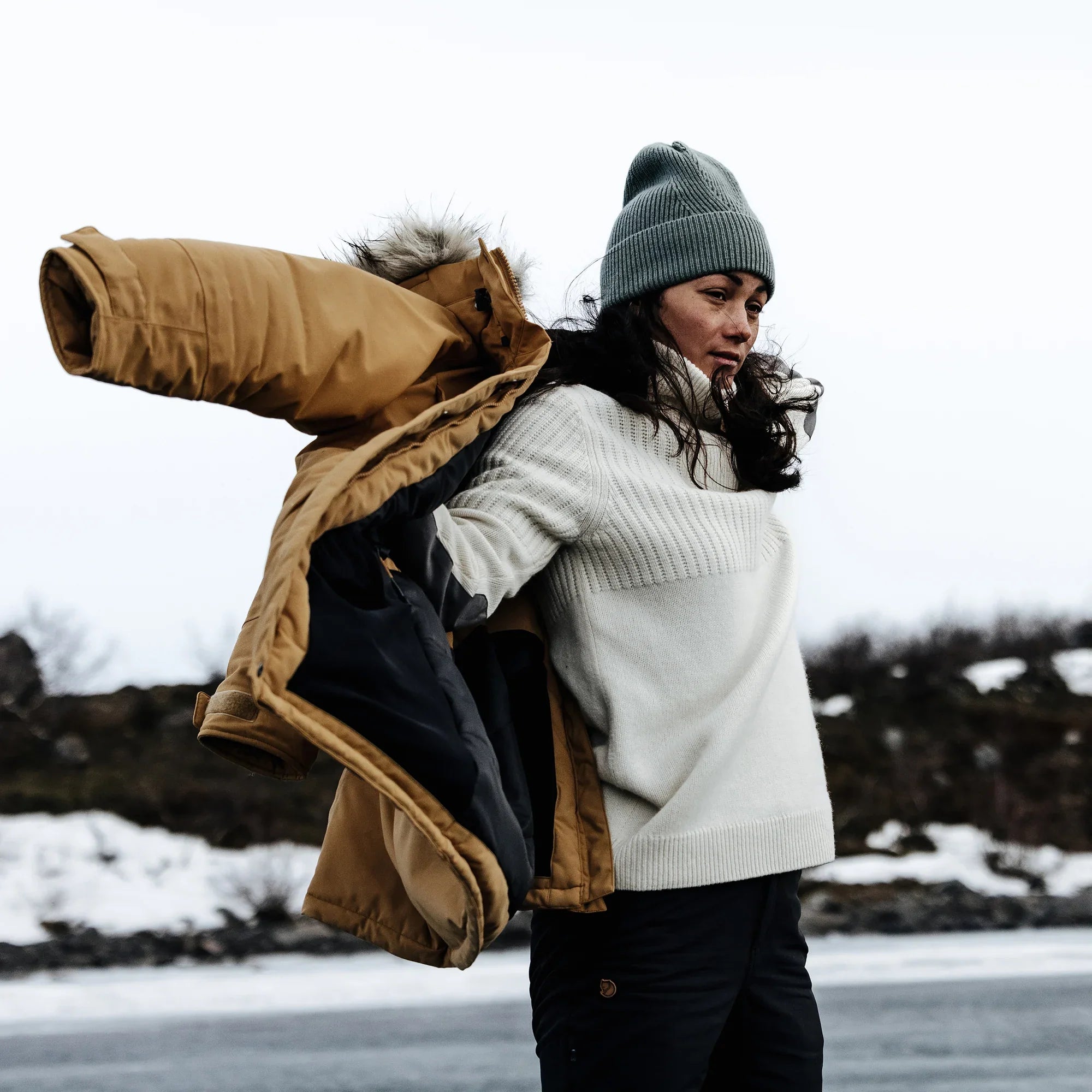 Fjallraven Nuuk Parka Women s Buckwheat Brown XL