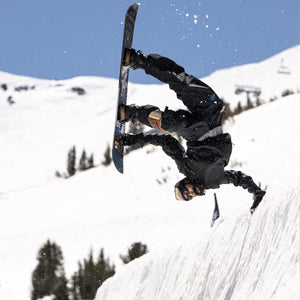 GNU Facts Snowboard - Men's - 2026