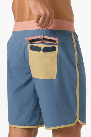 O'Neill O'Riginals Pigment Scallop 18" Boardshorts - Men's